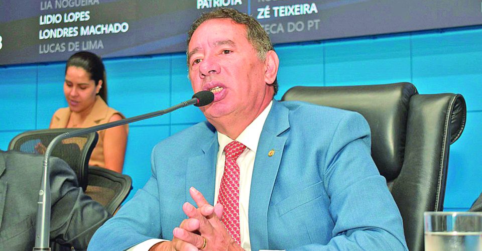 Presidente da Assembleia, Gerson Claro -