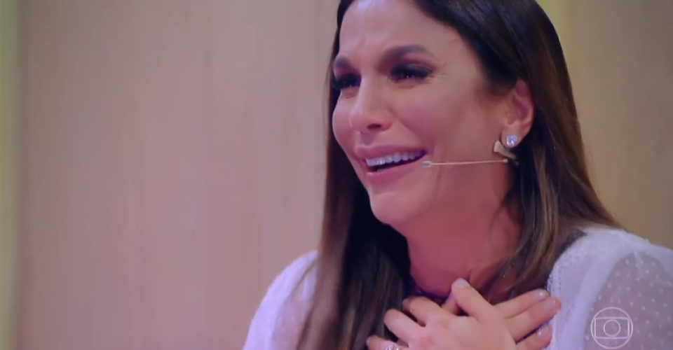 ivete-sangalo-emocionada-com-a-homenagem-do-filho-marcelo-no-programa-tamanho-famc3adlia-1-1