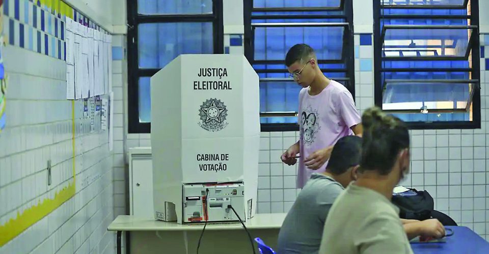 O título pode ser solicitado em qualquer unidade da Justiça Eleitoral ou cartórios - Antonio Cruz/Agência Brasil