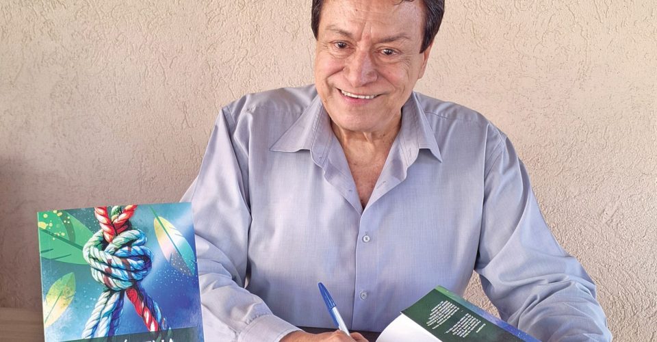 livro “Suicígena” de Américo Calheiros (3)_crédito Raquel de Souza