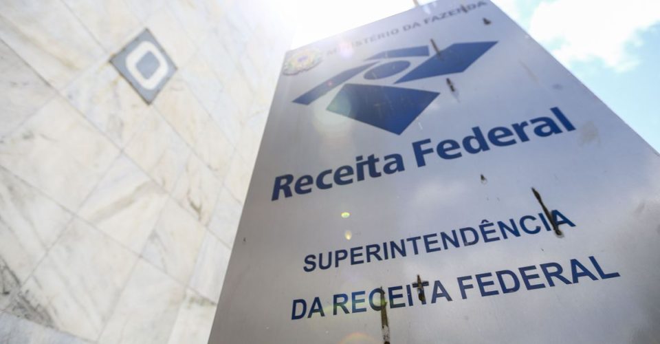 receita federal imposto de renda leao