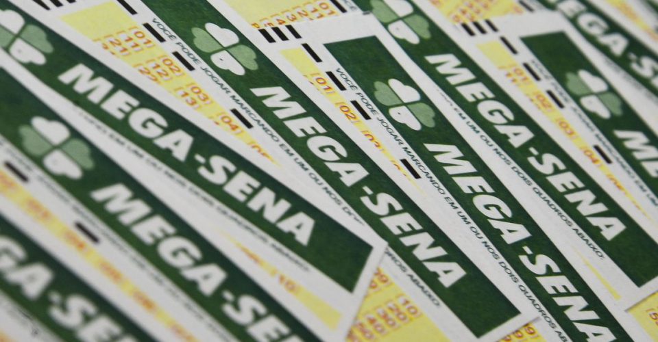 Bilhetes de aposta da mega-sena. Foto: Marcello Casal Jr