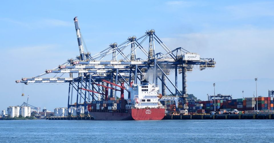 importação porto portos exportação importação mercado global economia