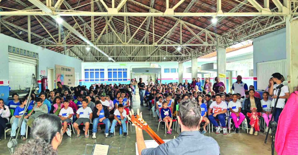 A Escola Municipal
Professora Maria
Tereza Rodrigues
recebe o projeto hoje - Foto: Reprodução