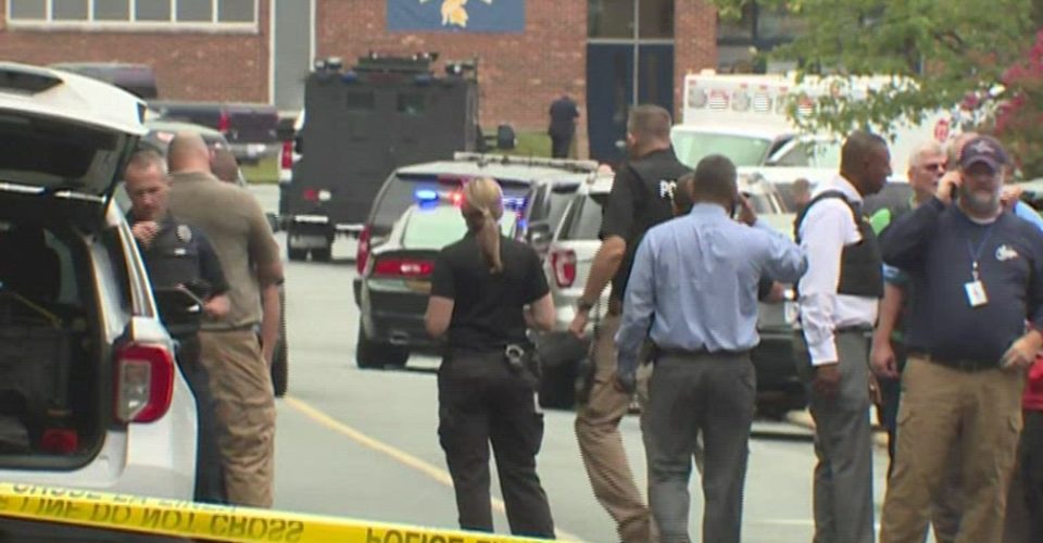 Segundo tiroteio em escola na Carolina do Norte em menos de uma semana