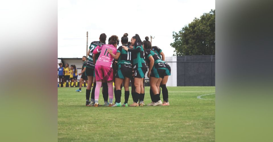 Jogadoras da equipe Pantanal voltam a campo neste domingo, em Campo Grande - Foto: divulgação/Diller Abreu