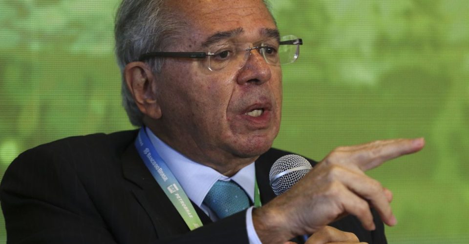O ministro da Economia Paulo Guedes elogia o governo. 
Foto: Tânia Rego/ Agência Brasil
