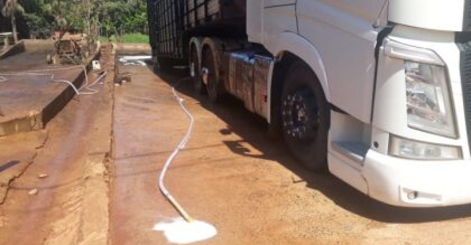 policia descarte corrego residuo preso