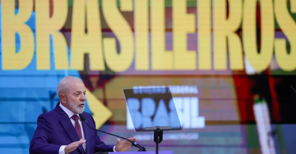 O anúncio foi feito durante o evento "O Brasil dando a volta por cima", realizado hoje, em Brasília - Foto: Fabio Rodrigues-Pozzebom/ Agência Brasil