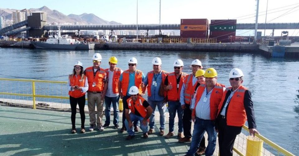 Foto do destaque: Toninho Ruiz (comitiva do MS visita o Porto de Antofagasta)