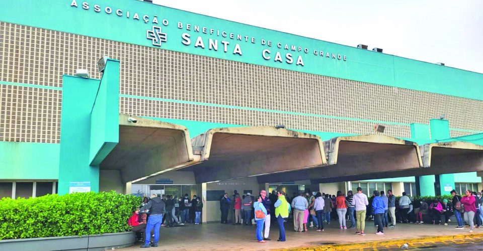 Santa Casa de Campo 
Grande passa por dificuldades 
financeiras e vereadores 
querem explicações - Foto: arquivo/O Estado MS
